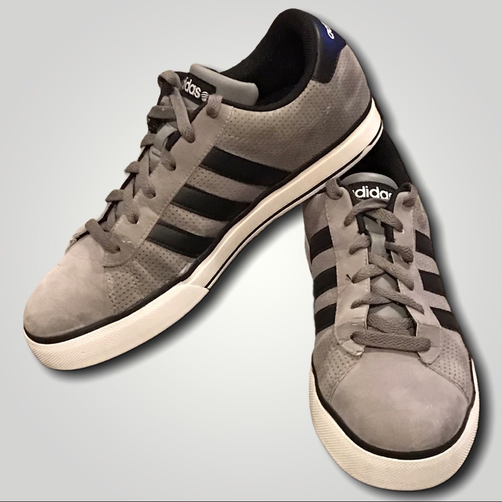 adidas Men’s Gray Suede Sneakers - 7.5